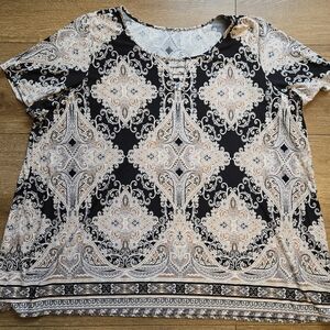 Womens Plus 26/28 Black and Cream Top Shirt Short Sleeve